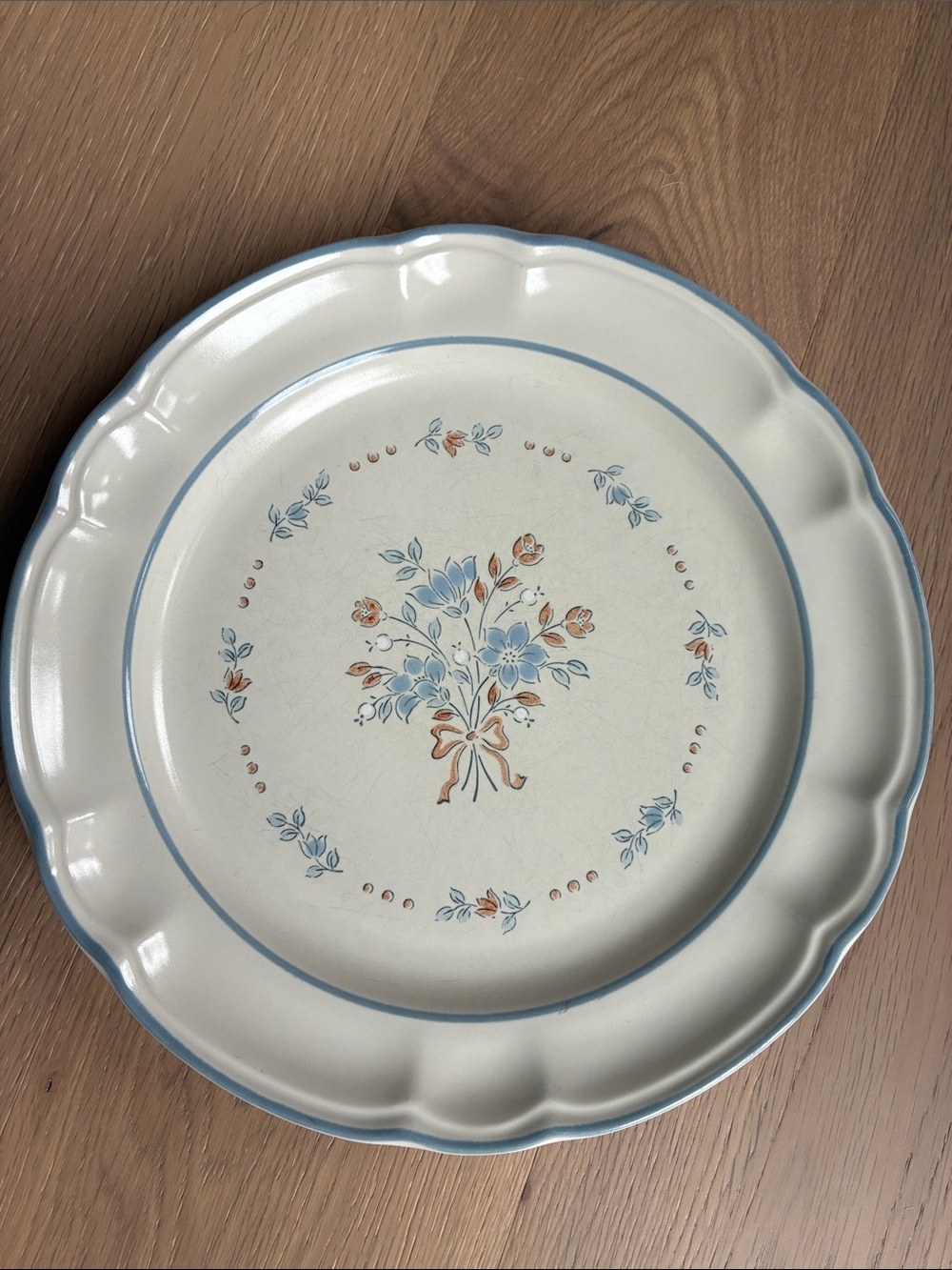 Vintage Cordella Stoneware Scalloped Bluet Dinner Plate with Bouquet and Bow